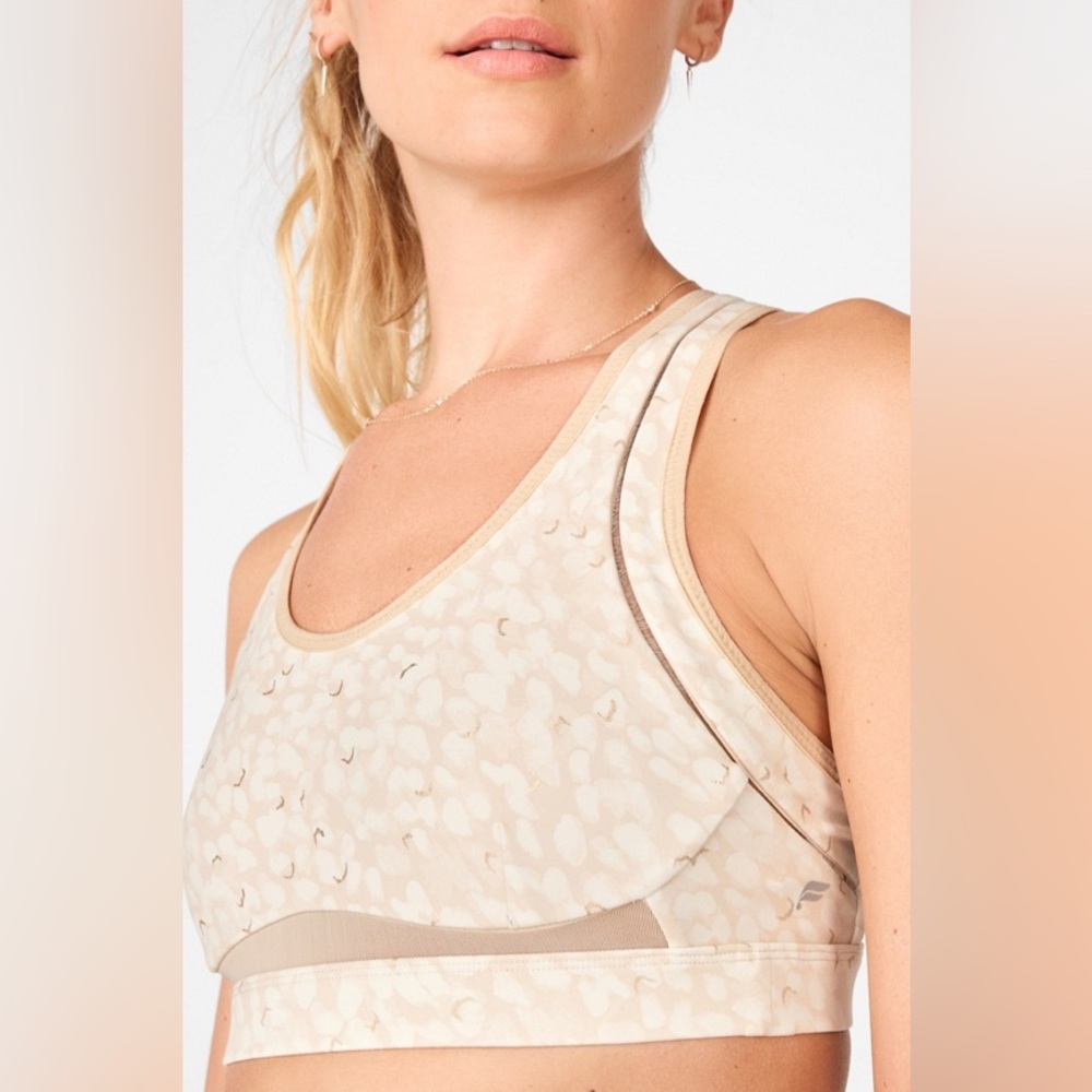 NWT Fabletics Matte Gold Belle High Impact Sports Bra size Small.